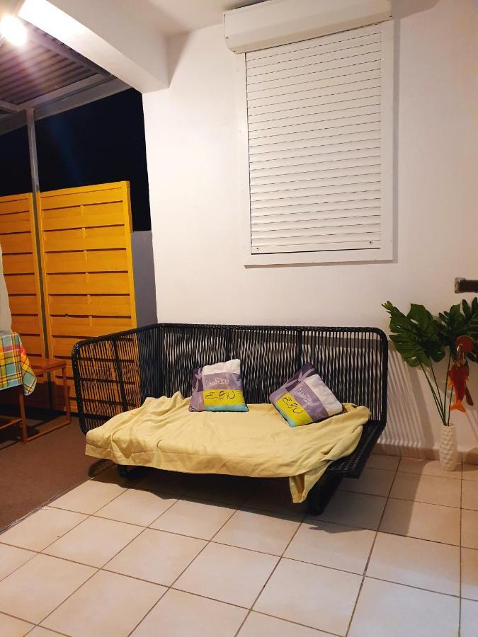 Maison Confortable A Sainte-Anne Εξωτερικό φωτογραφία